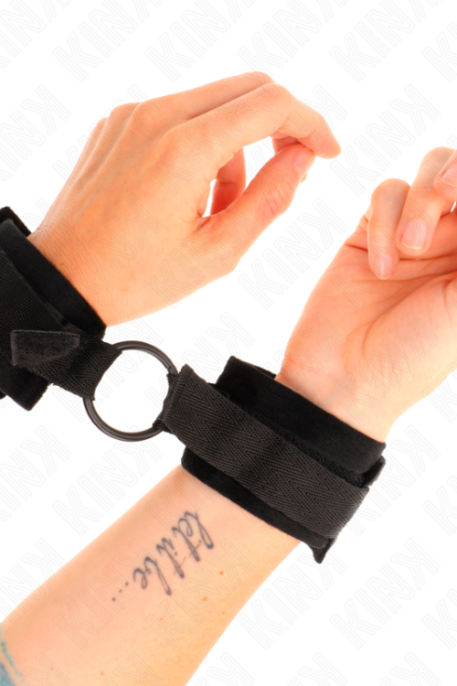 KINK – MUÑEQUERAS 25 CM PARA PRINCIPIANTES CON ANILLA 4 CM NEGRO AJUSTABLE 15-25 CM