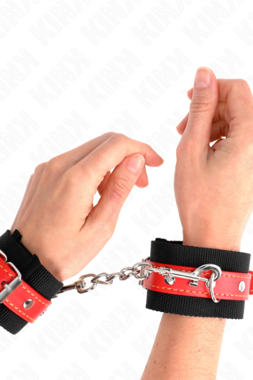KINK – MUÑEQUERAS DE NYLON NEGRO CON CORREA POLIPIEL ROJO AJUSTABLE 19-24 CM X 5.5 CM