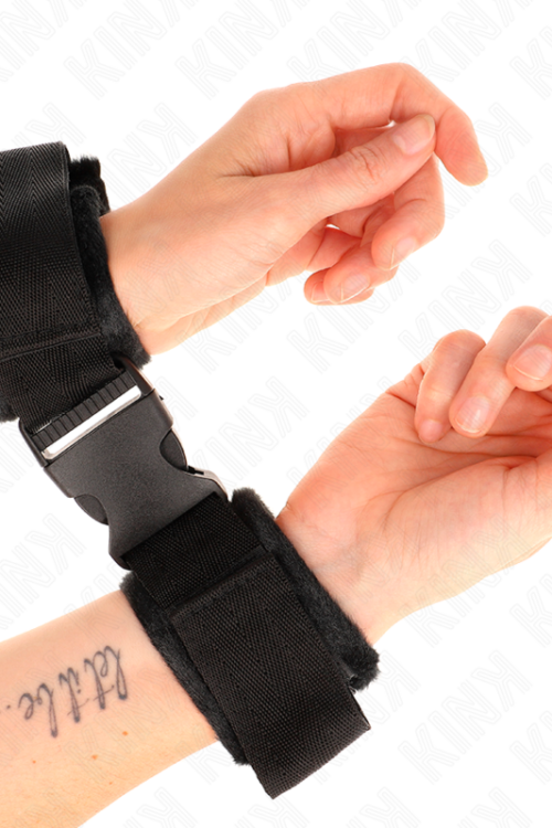 KINK – MUÑEQUERAS NYLON NEGRO MODELO 1 AJUSTABLE 25-35 CM X 6 CM