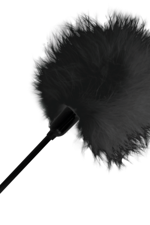 DARKNESS – PLUMA ESTIMULADORA NEGRO